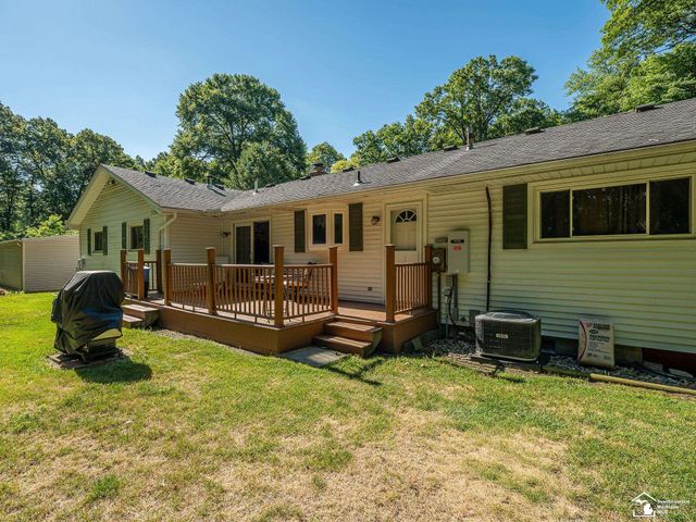4496 School Road, Temperance, MI 48182