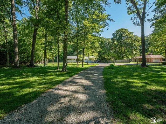 4496 School Road, Temperance, MI 48182