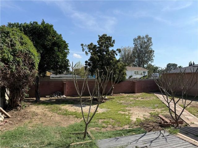 14840 Polk Street, Sylmar, CA 91342