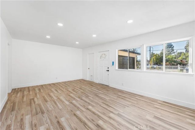 14840 Polk Street, Sylmar, CA 91342