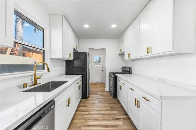 14840 Polk Street, Sylmar, CA 91342