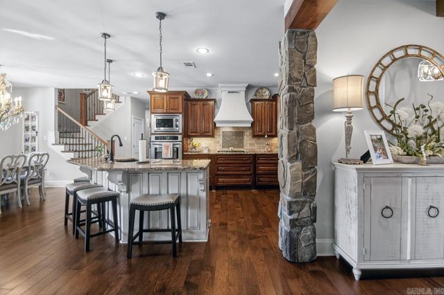 9017 Naples Cove, Benton, AR 72019