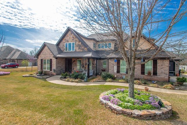 9017 Naples Cove, Benton, AR 72019