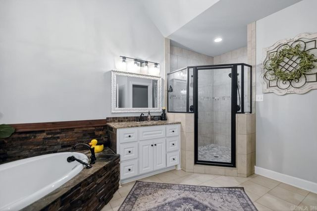 9017 Naples Cove, Benton, AR 72019