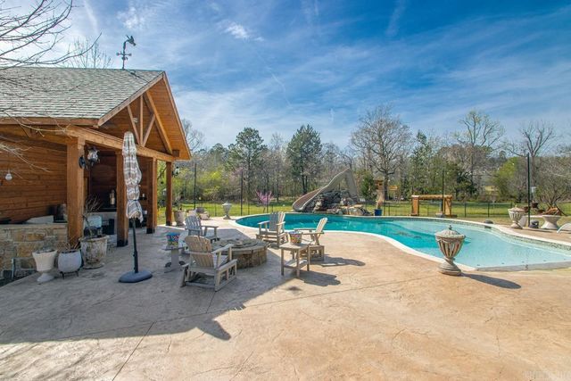 9017 Naples Cove, Benton, AR 72019
