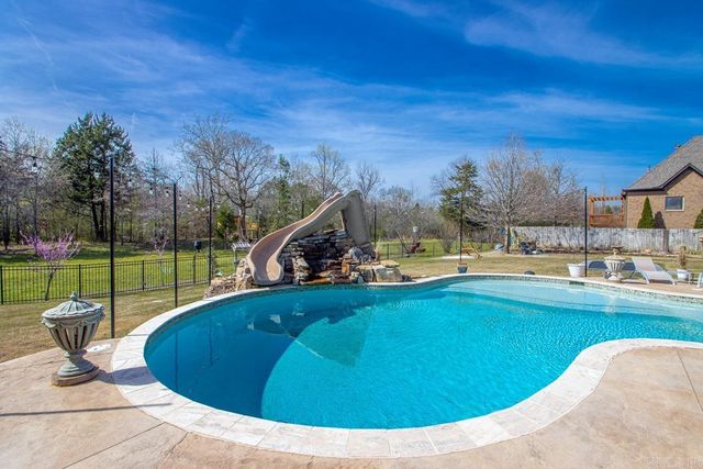 9017 Naples Cove, Benton, AR 72019