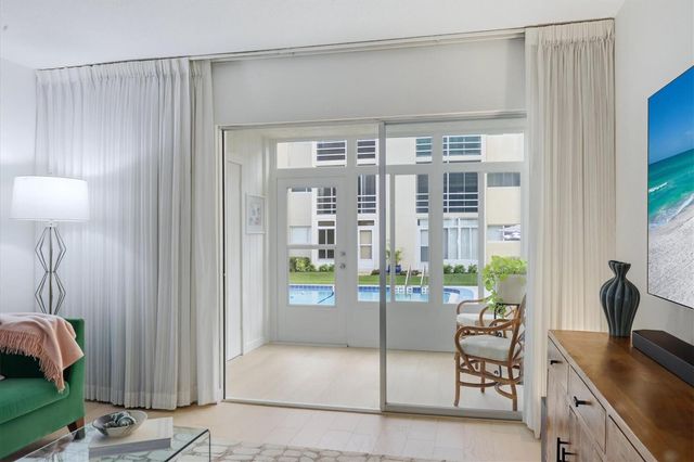 995 LAGUNA DRIVE 103, Venice, FL 34285
