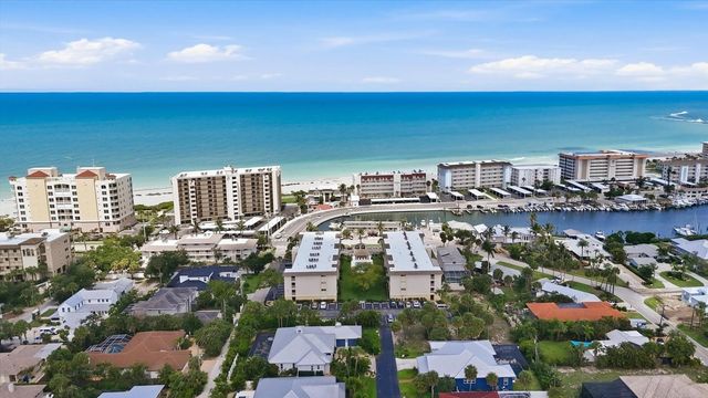 995 LAGUNA DRIVE 103, Venice, FL 34285