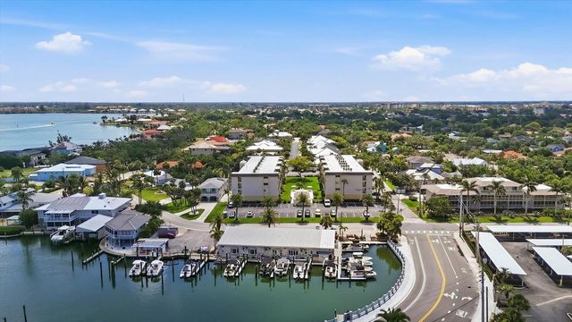 995 LAGUNA DRIVE 103, Venice, FL 34285