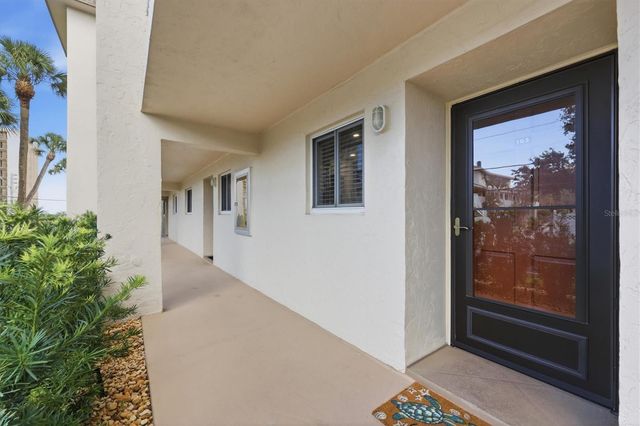 995 LAGUNA DRIVE 103, Venice, FL 34285
