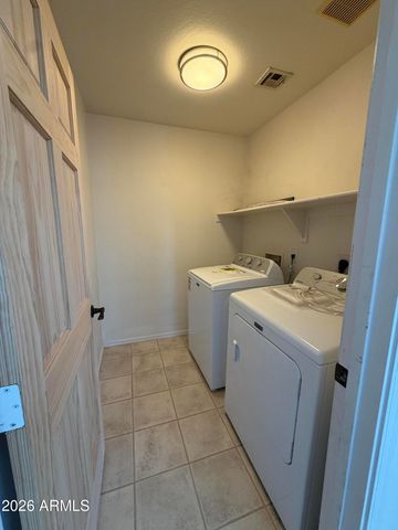 7245 S 41ST Drive, Phoenix, AZ 85041