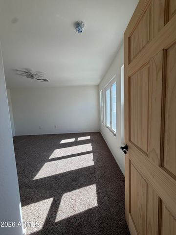 7245 S 41ST Drive, Phoenix, AZ 85041