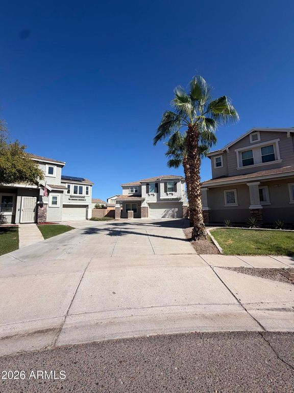 7245 S 41ST Drive, Phoenix, AZ 85041 — photo 3