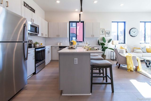 4130 TRUMBULL Street 2, Detroit, MI 48208