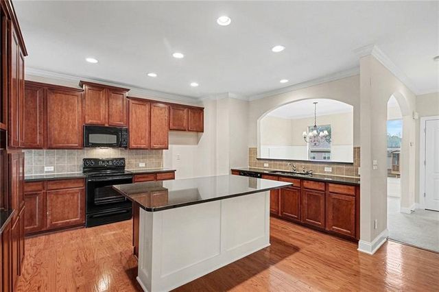 2707 Hallwood Lane, Suwanee, GA 30024
