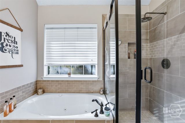 346 Sayle Lane, Richmond Hill, GA 31324