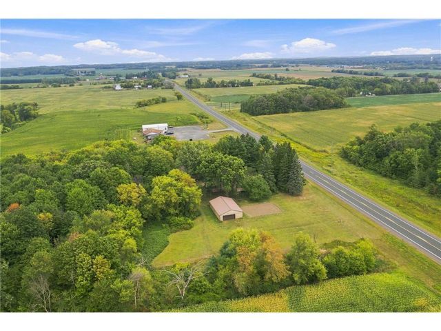 2079 Wi-35, Eureka, WI 54858