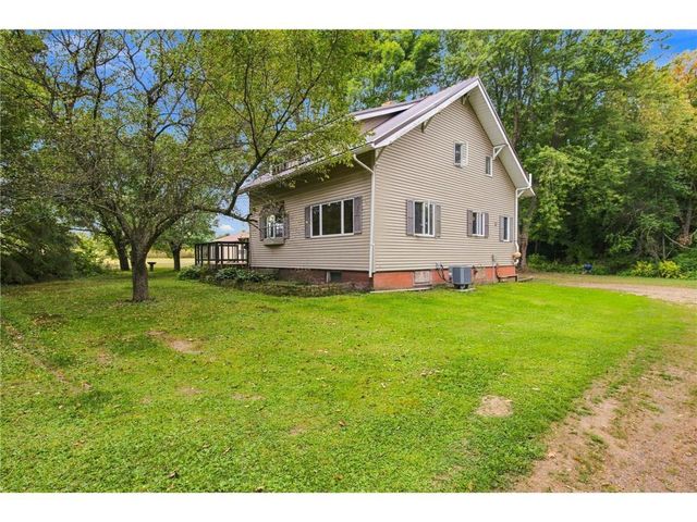 2079 Wi-35, Eureka, WI 54858