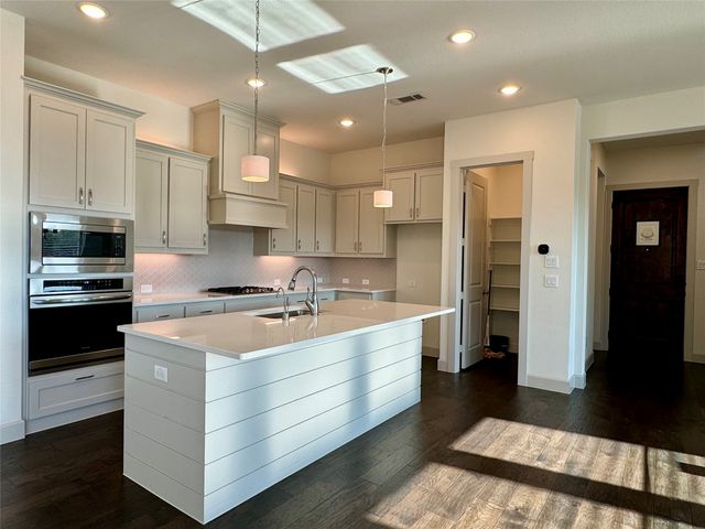 1066 Fullerton Drive, Allen, TX 75013