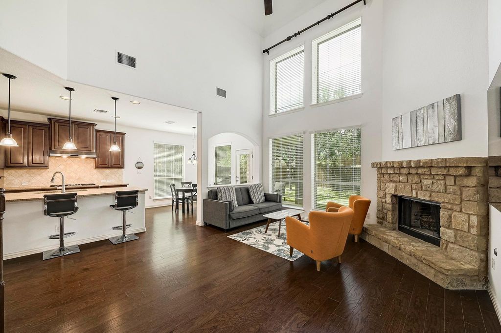 2229 Turtle Mountain BND, Austin, TX 78748