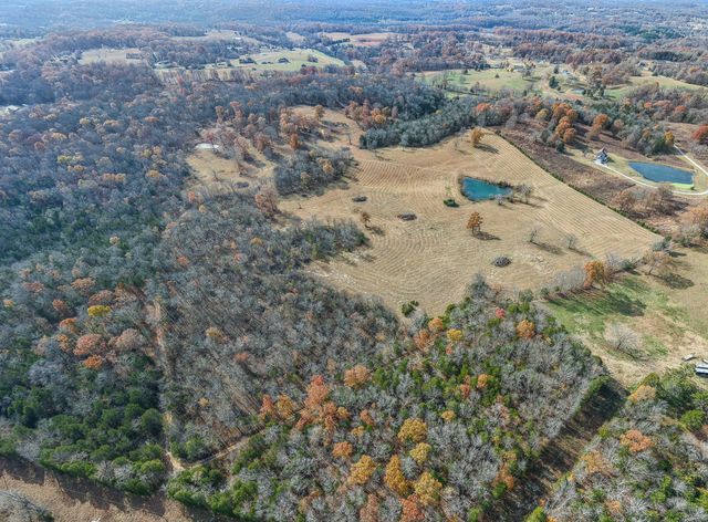 1511 Belotes Ferry Rd, Lebanon, TN 37087