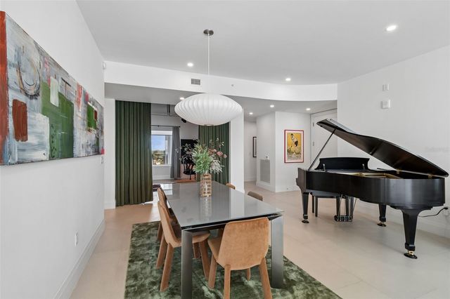 2910 W BARCELONA STREET 902, Tampa, FL 33629