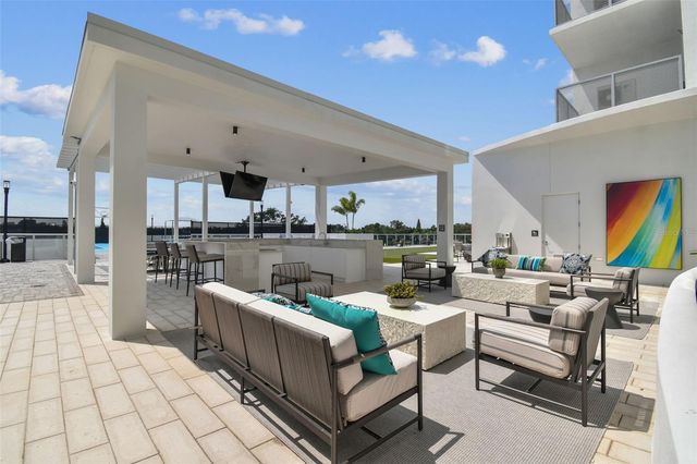 2910 W BARCELONA STREET 902, Tampa, FL 33629