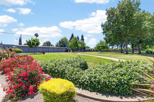1931 Calhoun Way, Stockton, CA 95207