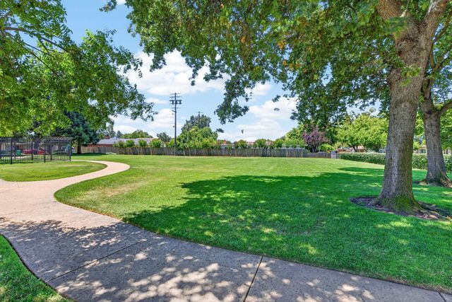 1931 Calhoun Way, Stockton, CA 95207