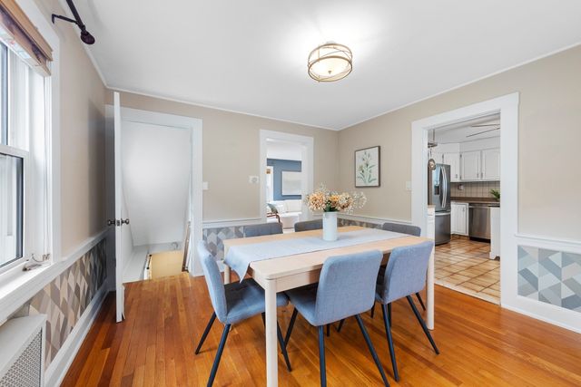22 Ash St, Melrose, MA 02176