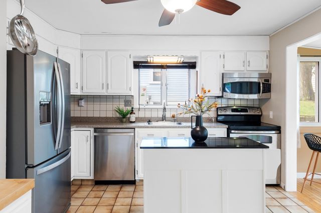 22 Ash St, Melrose, MA 02176