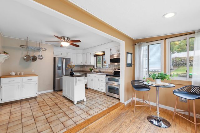 22 Ash St, Melrose, MA 02176