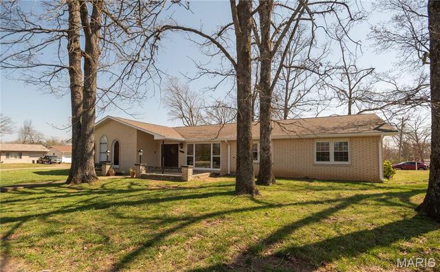 1915 Old Orchard Road, Poplar Bluff, MO 63901