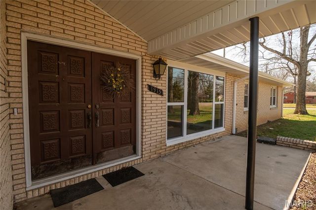 1915 Old Orchard Road, Poplar Bluff, MO 63901