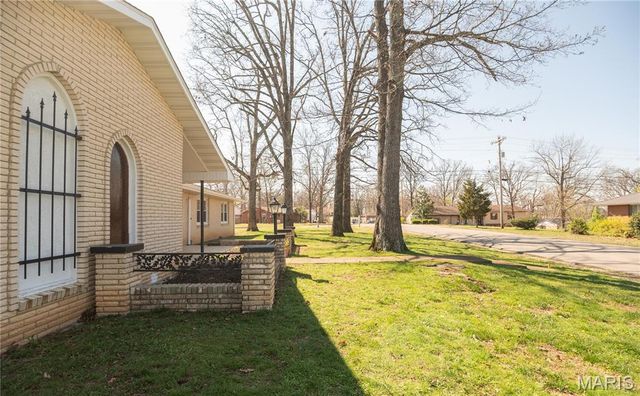 1915 Old Orchard Road, Poplar Bluff, MO 63901