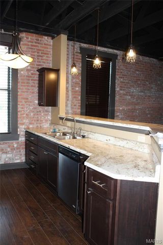 100 E Main Street, Collinsville, IL 62234