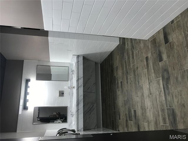 100 E Main Street, Collinsville, IL 62234