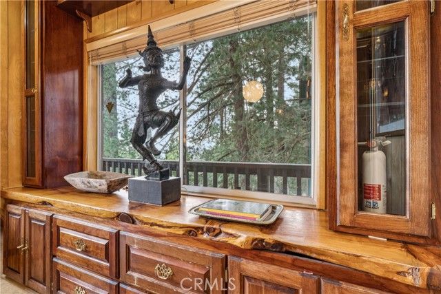 24032 Skyland, Crestline, CA 92325