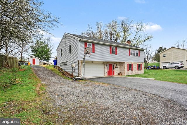 711 W SIDDONSBURG RD, Dillsburg, PA 17019