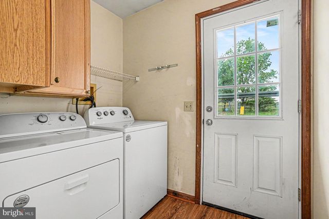 711 W SIDDONSBURG RD, Dillsburg, PA 17019