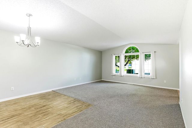 11021 57th Street NE, Albertville, MN 55301