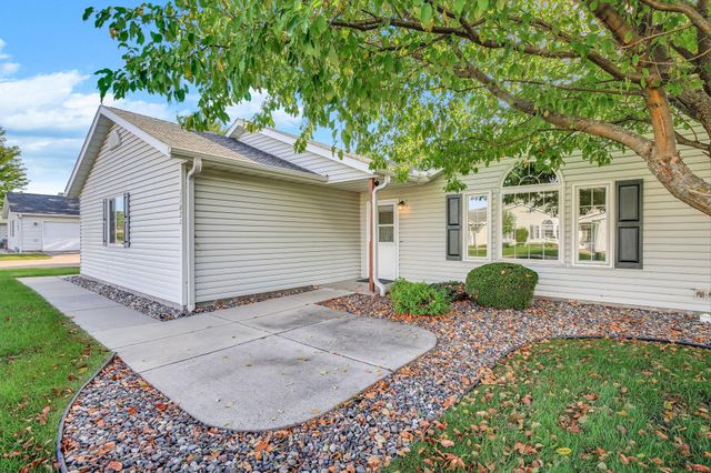 11021 57th Street NE, Albertville, MN 55301