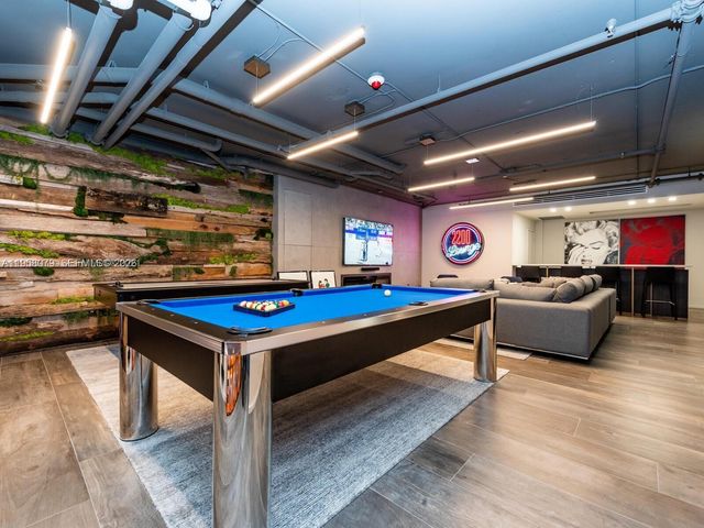 1100 Biscayne Blvd 5401, Miami, FL 33132