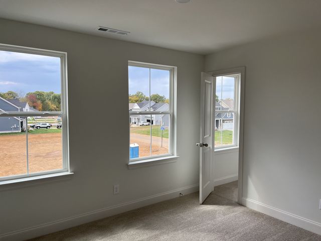 1305 Proprietors Pl, Murfreesboro, TN 37128