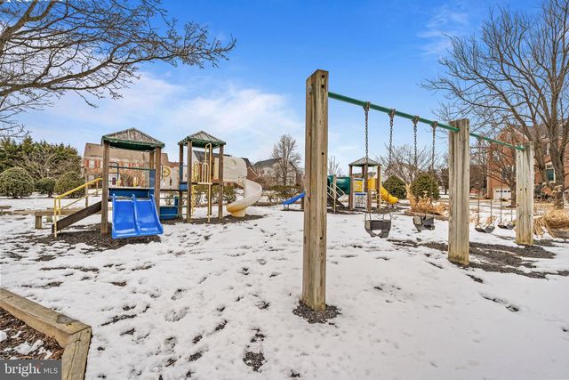 11203 POTOMAC OAKS DR, Rockville, MD 20850