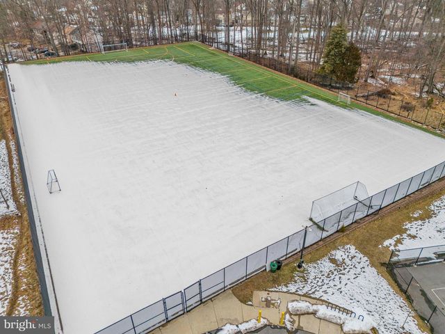 11203 POTOMAC OAKS DR, Rockville, MD 20850