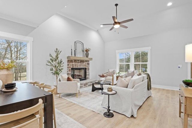 35 Green View Drive, Dunlap, TN 37327