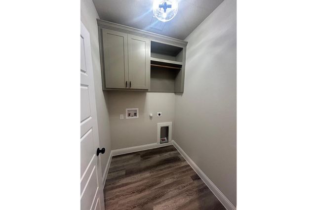 4003 Avion Drive, Sanger, TX 76266