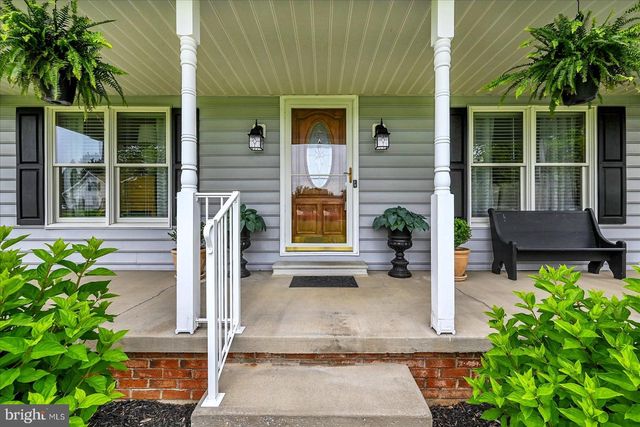 1138 FOX RUN TERRACE, Hanover, PA 17331