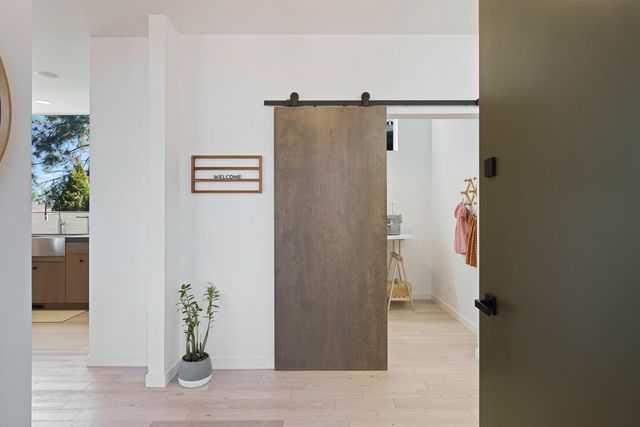 20640 Cougar Peak Drive, Bend, OR 97702